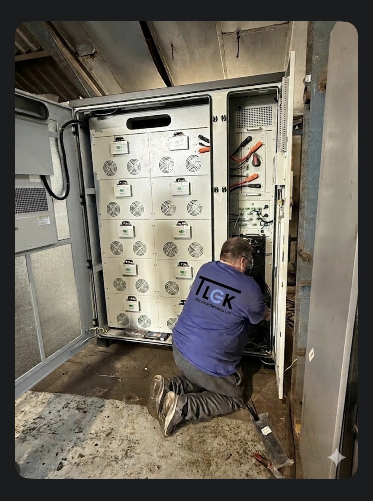 TLEK Electrical Services engineer commissioning the BESS system